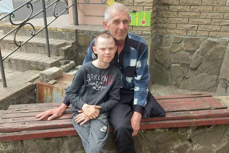 Российский детский фонд принимает участие в судьбе 10-летнего Никиты и его дедушки-инвалида