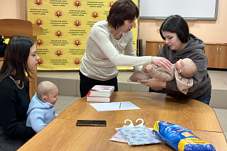 КОО ООБФ «РДФ» продолжает проект «Маленькая мама»